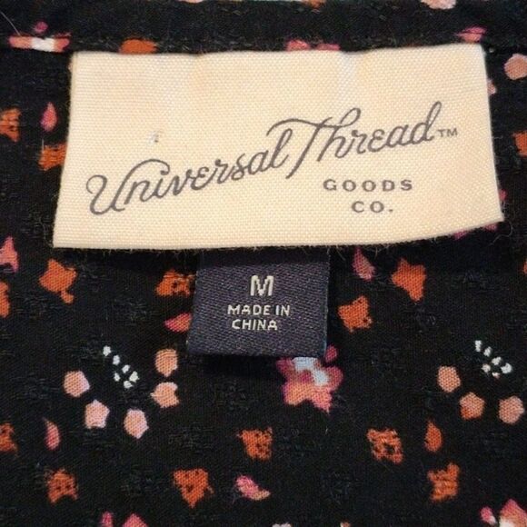 Universal Thread Retro Floral Top - Picture 7 of 9